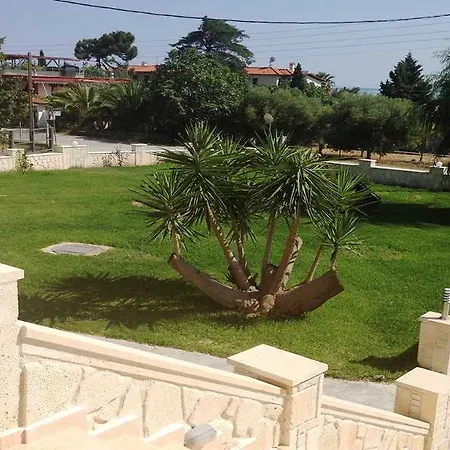 Apartment Paradisos *